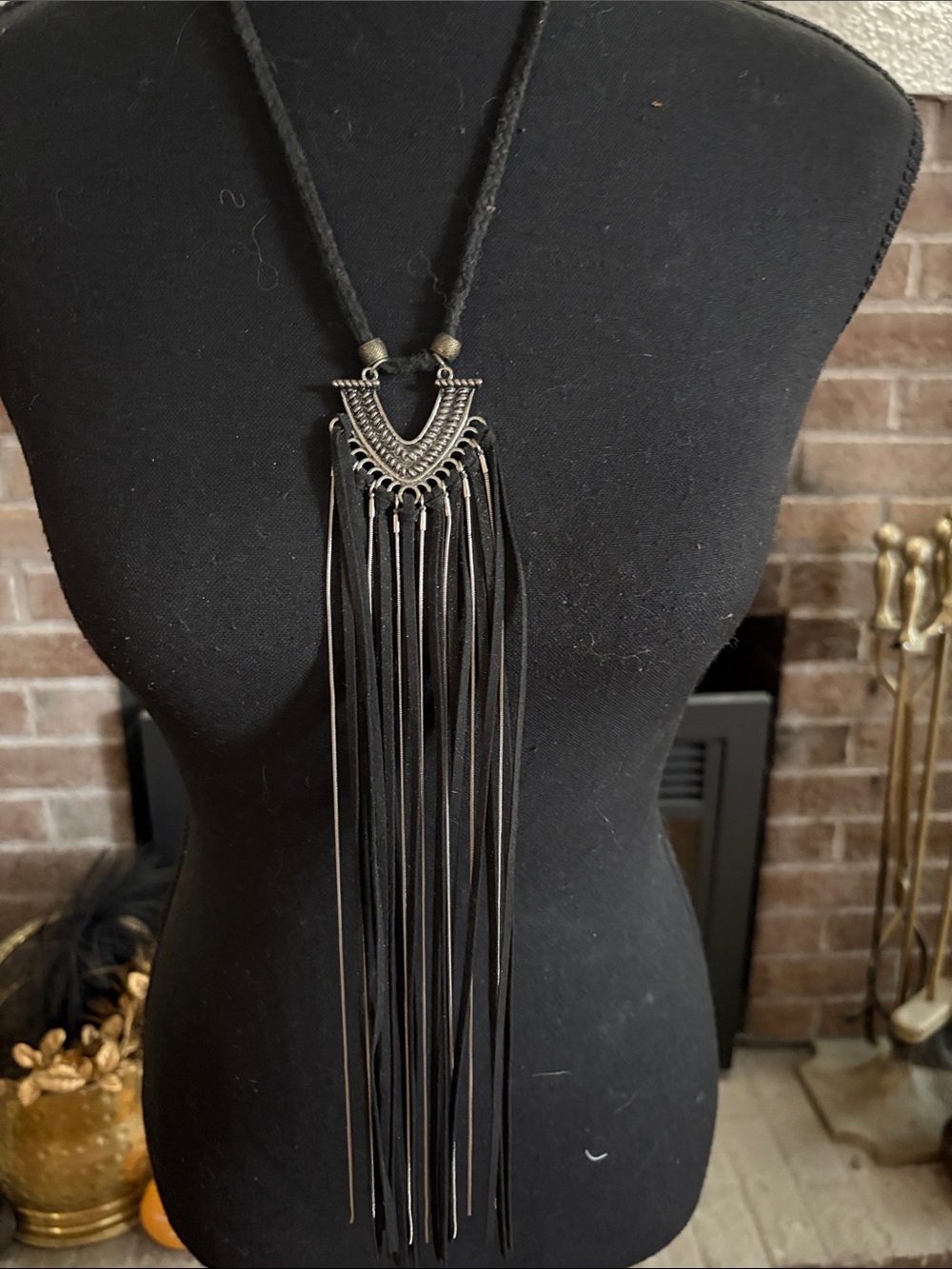 Fringe Tassel Pendant Necklace - Black